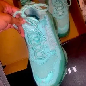 Balenciaga | Shoes | Balenciaga Men Size 4 8 Us Mint Color  display picture 1